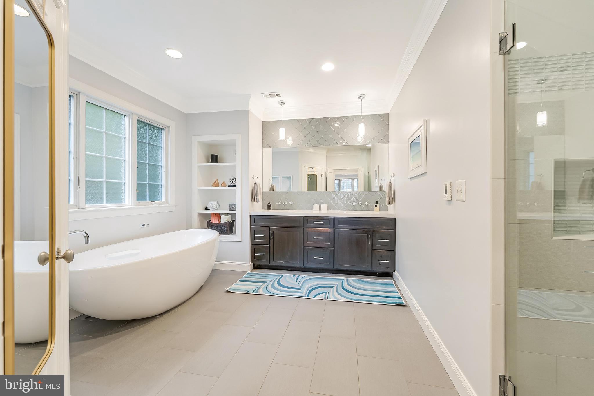 LONE OAK - Residential