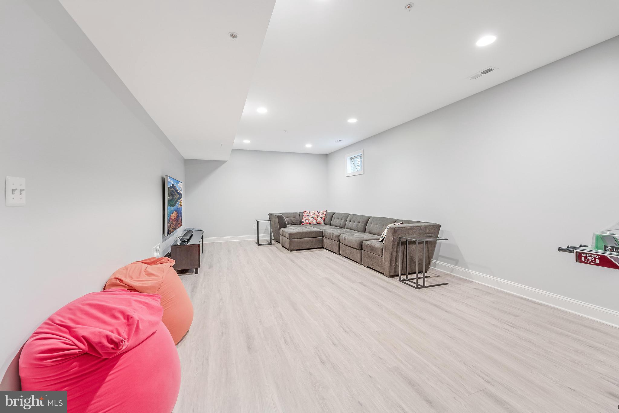 LONE OAK - Residential