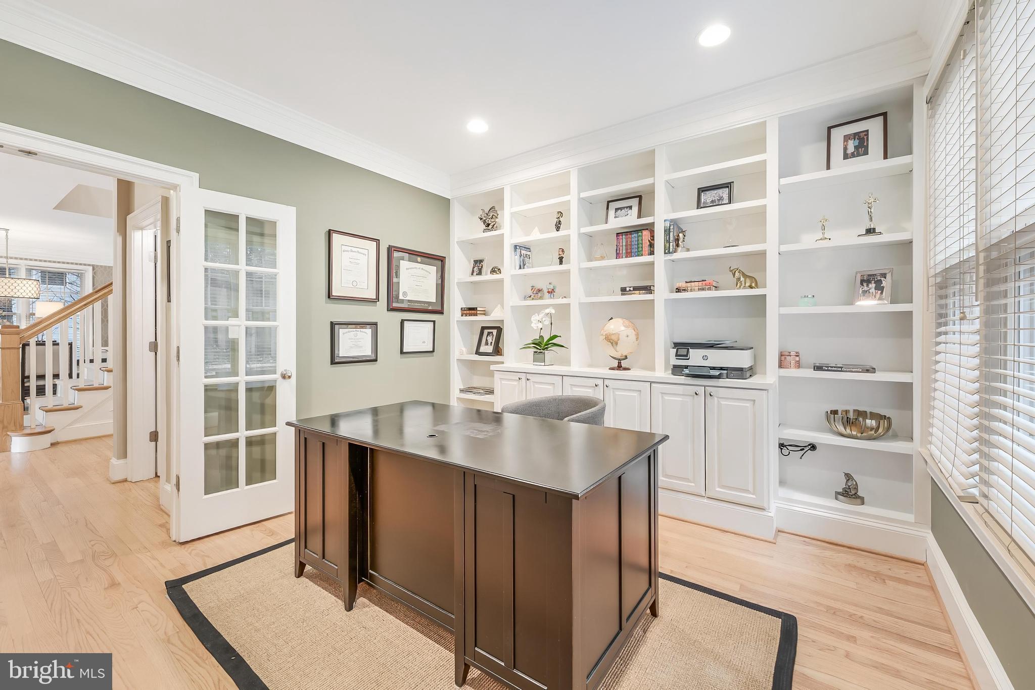 LONE OAK - Residential