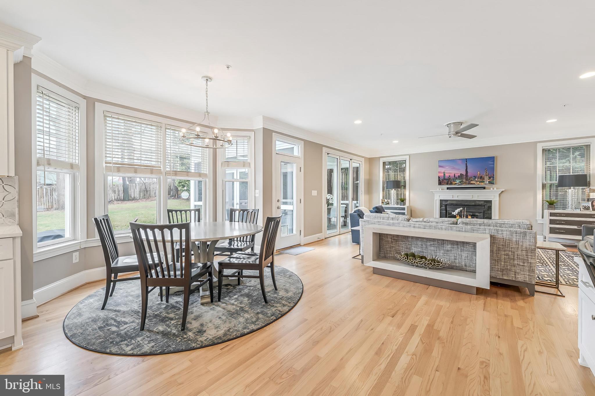 LONE OAK - Residential