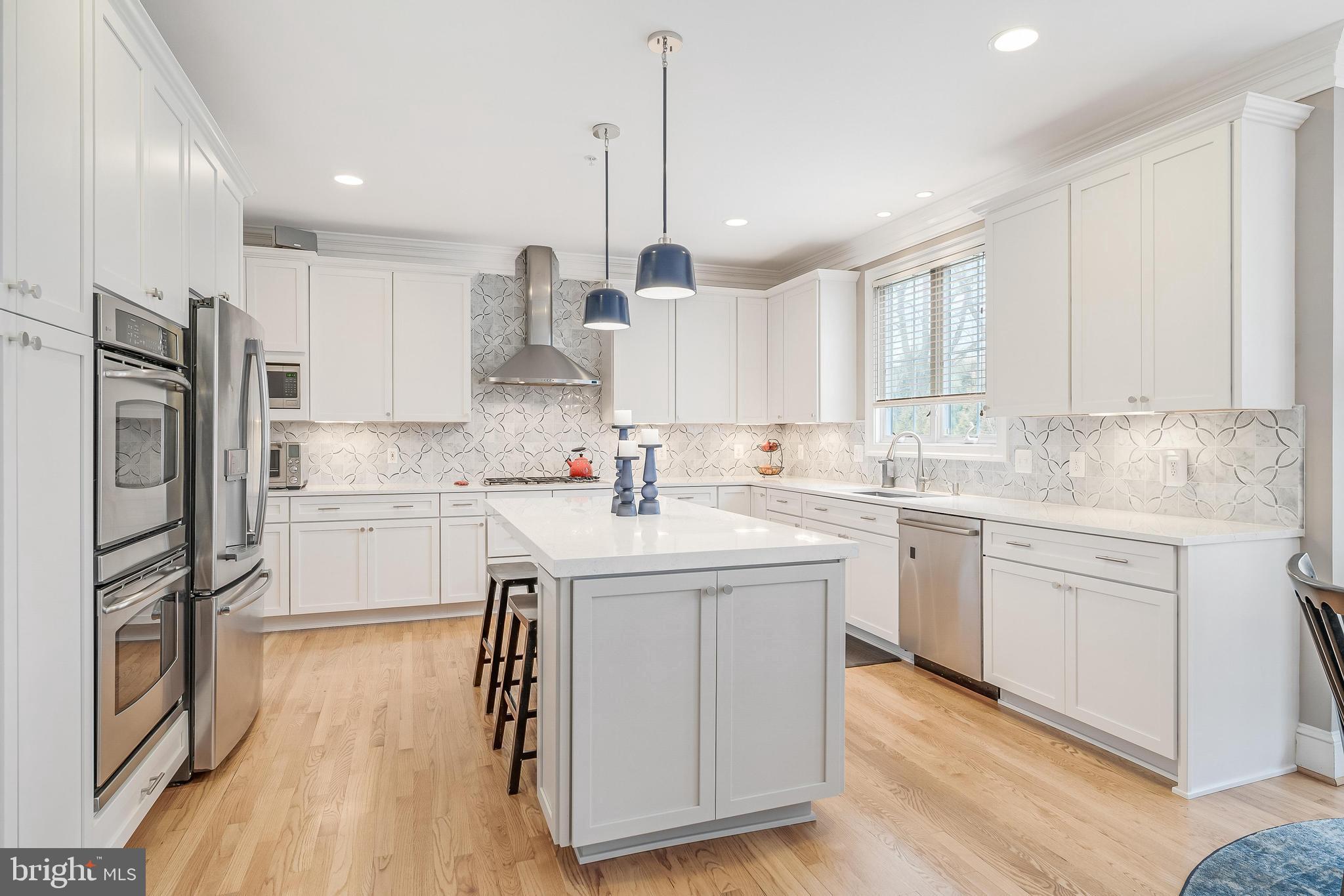 LONE OAK - Residential