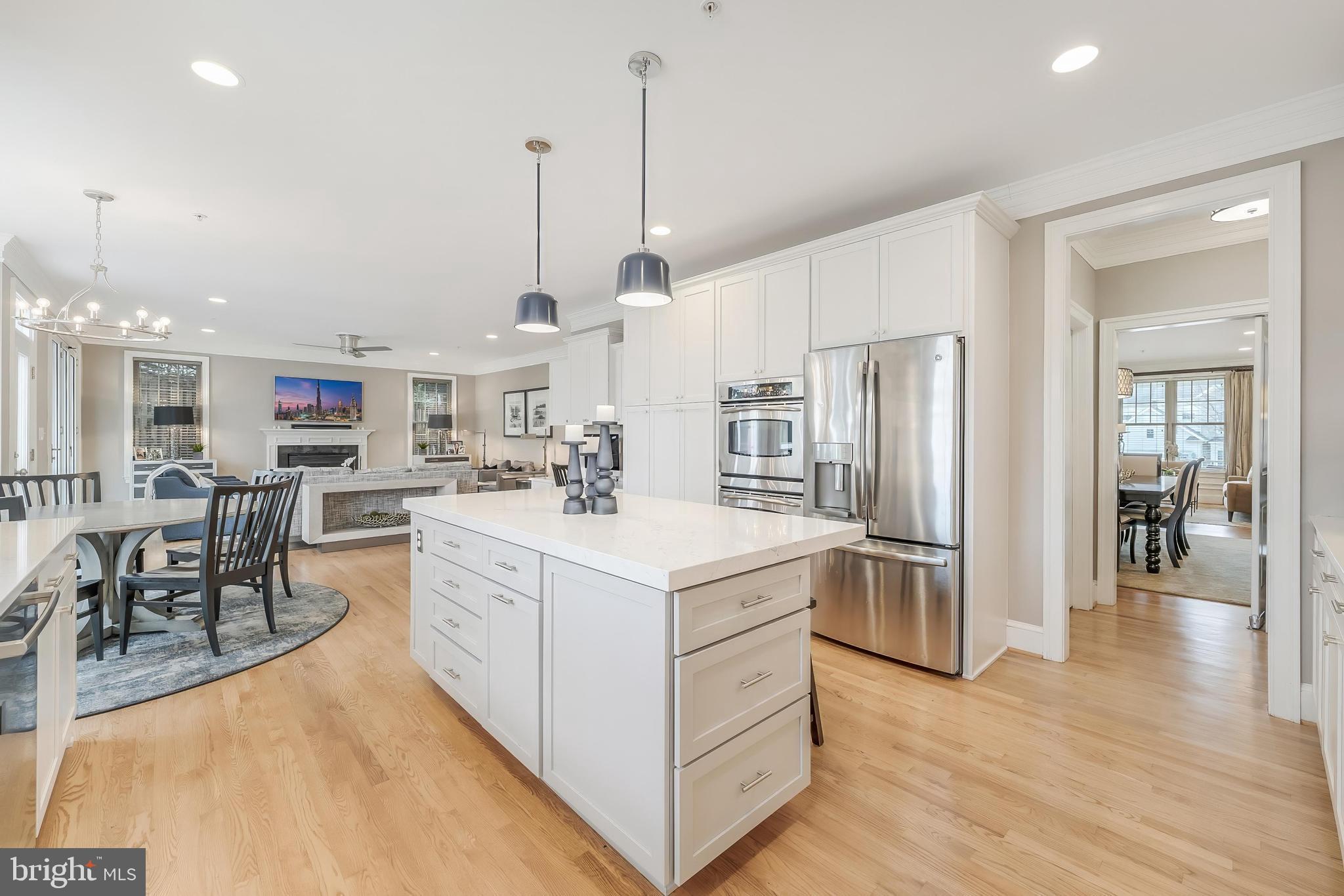 LONE OAK - Residential