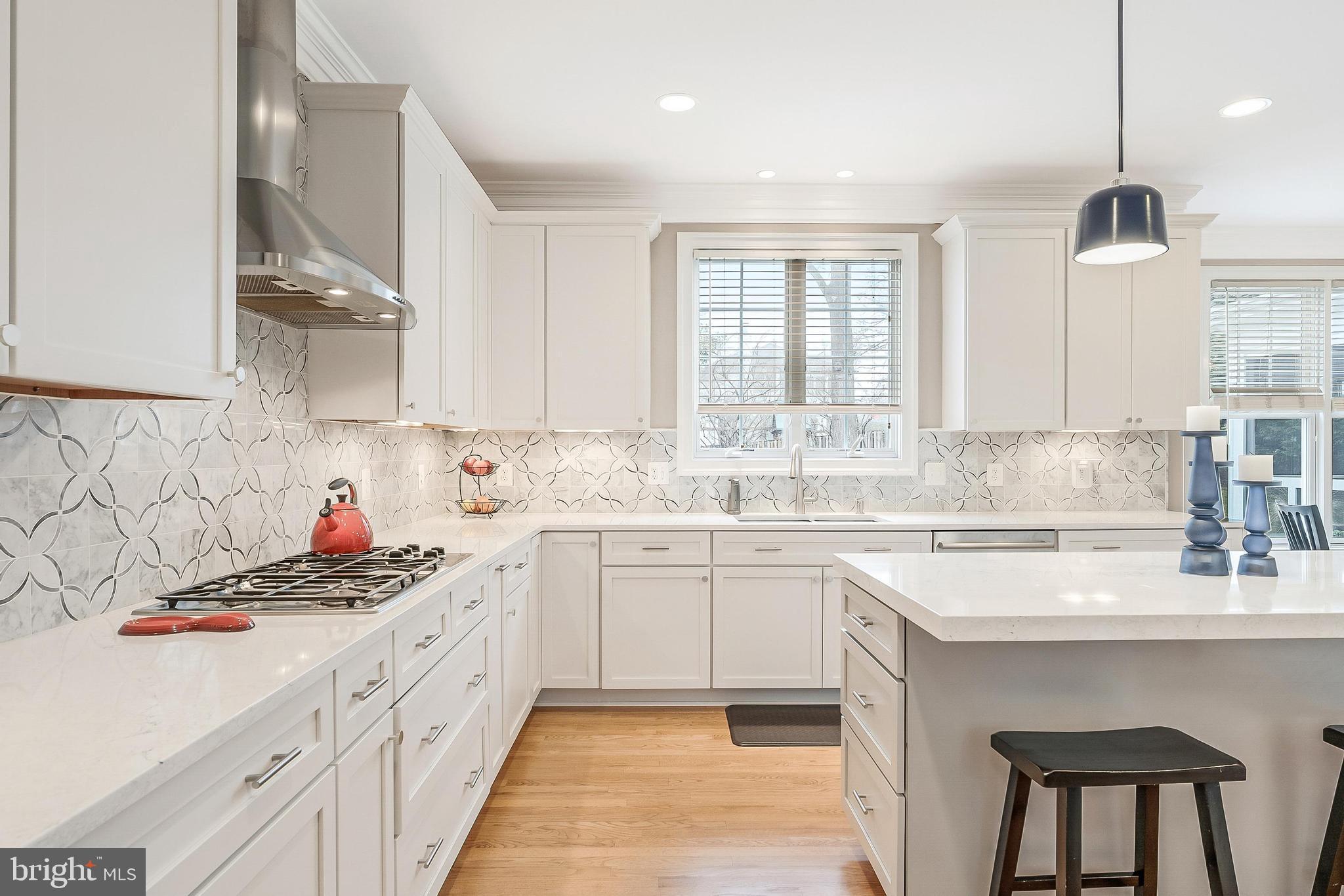 LONE OAK - Residential