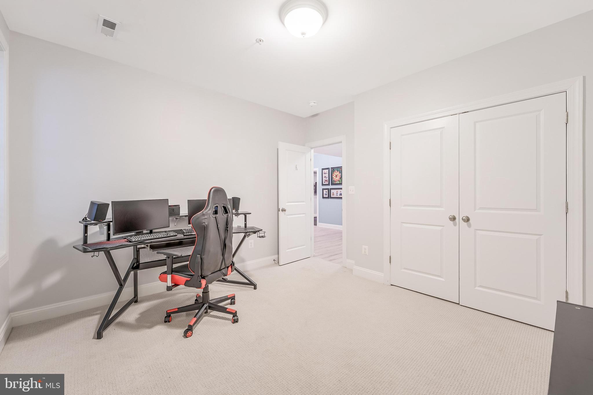 LONE OAK - Residential