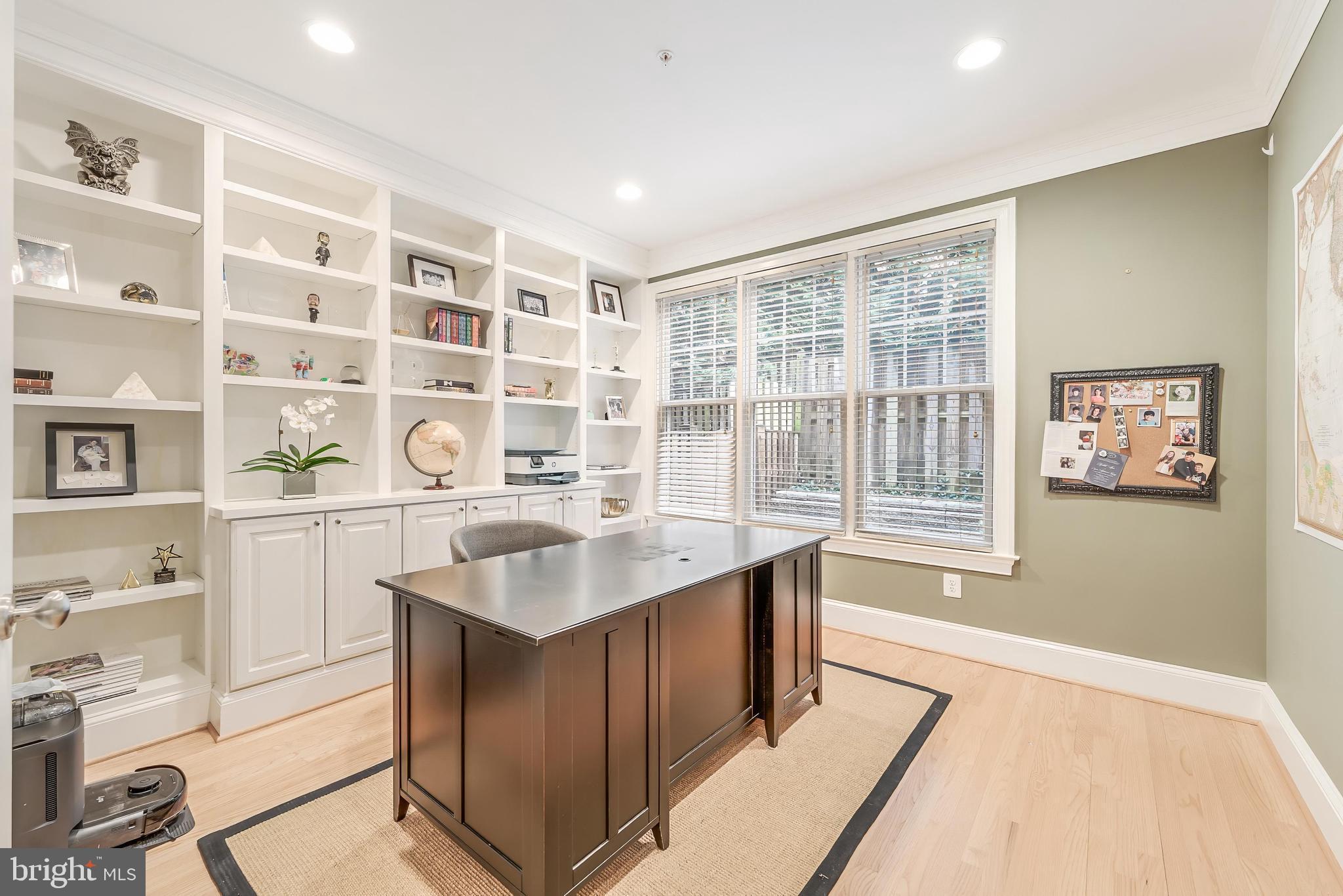 LONE OAK - Residential