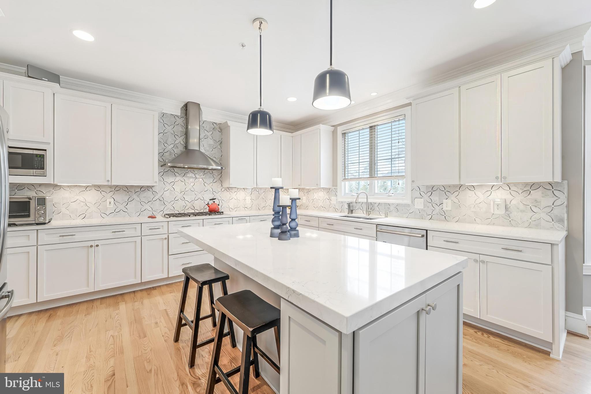 LONE OAK - Residential