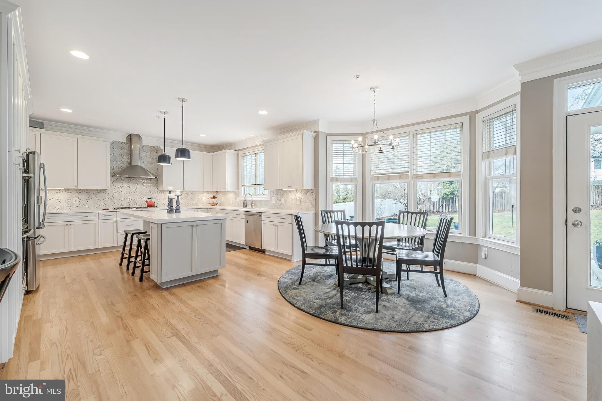 LONE OAK - Residential