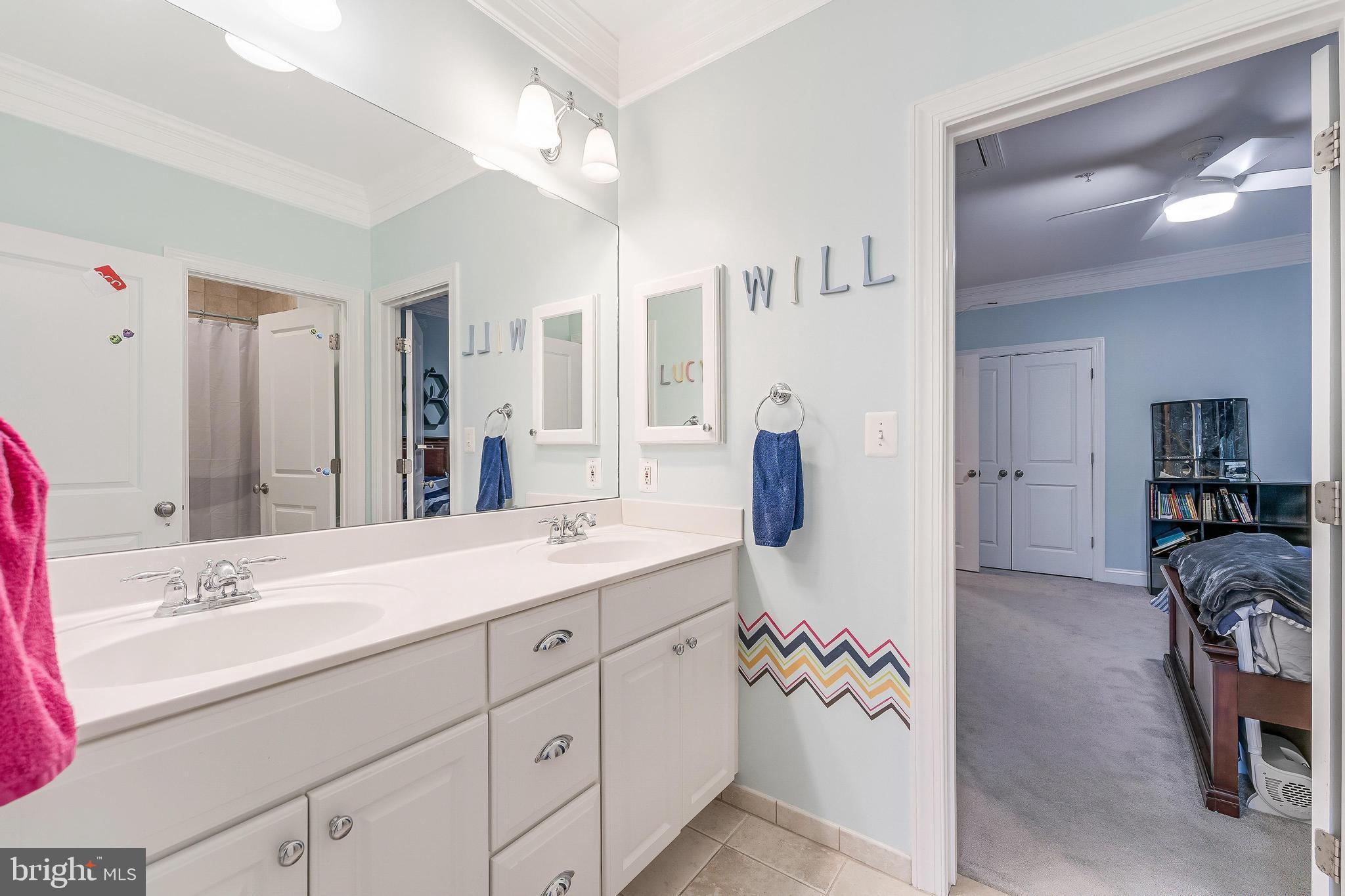 LONE OAK - Residential