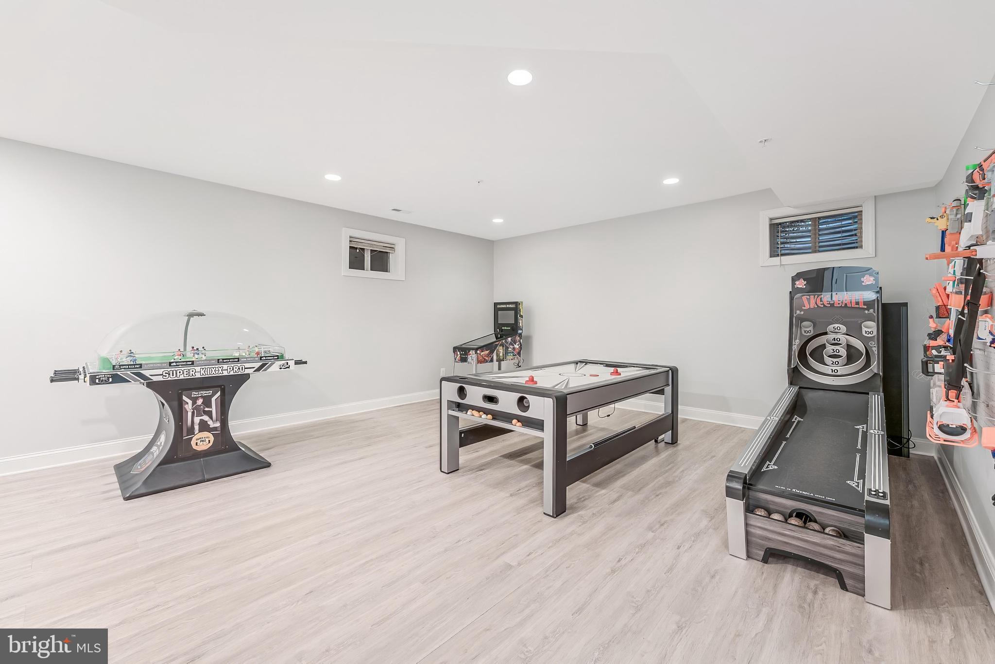 LONE OAK - Residential