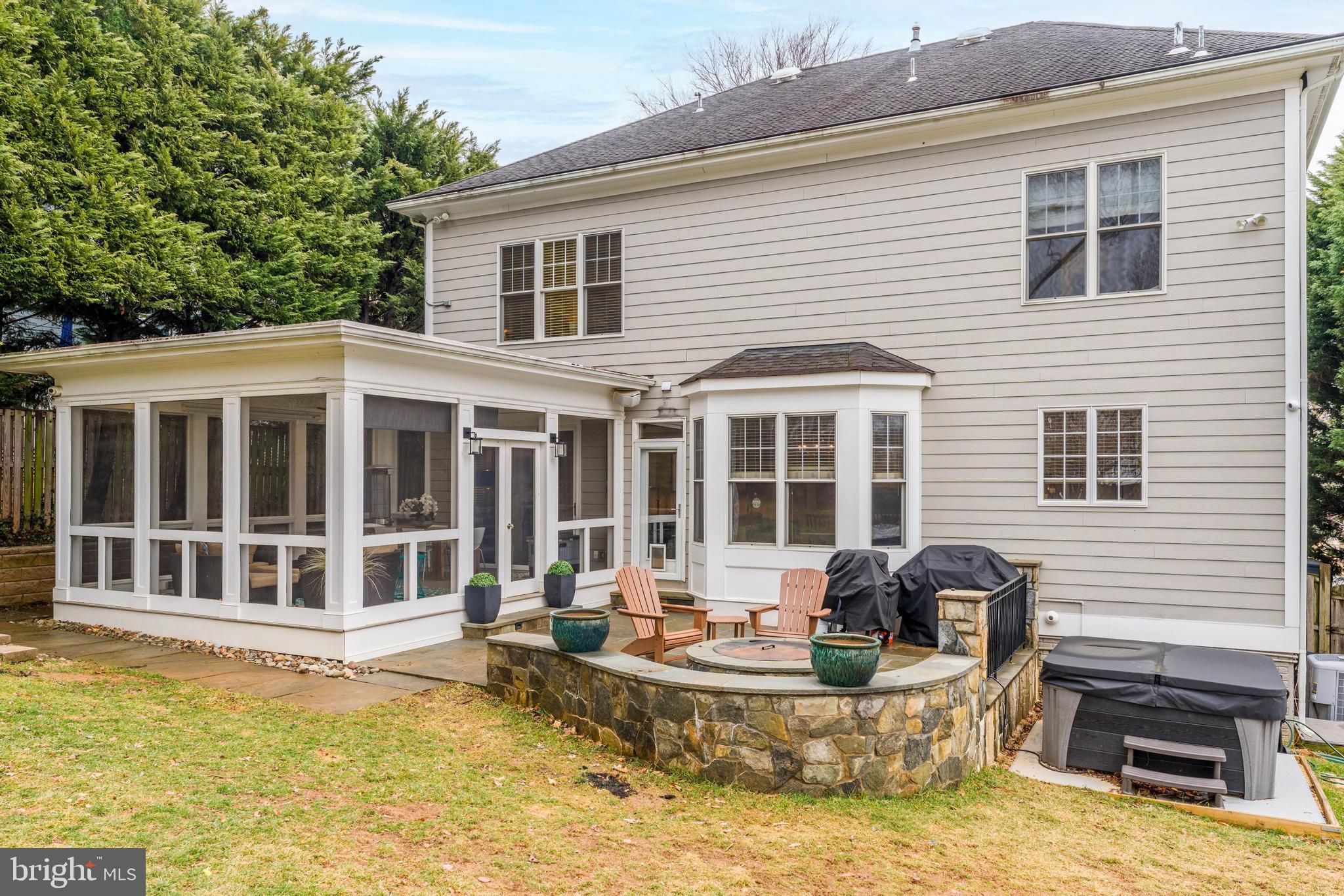 LONE OAK - Residential