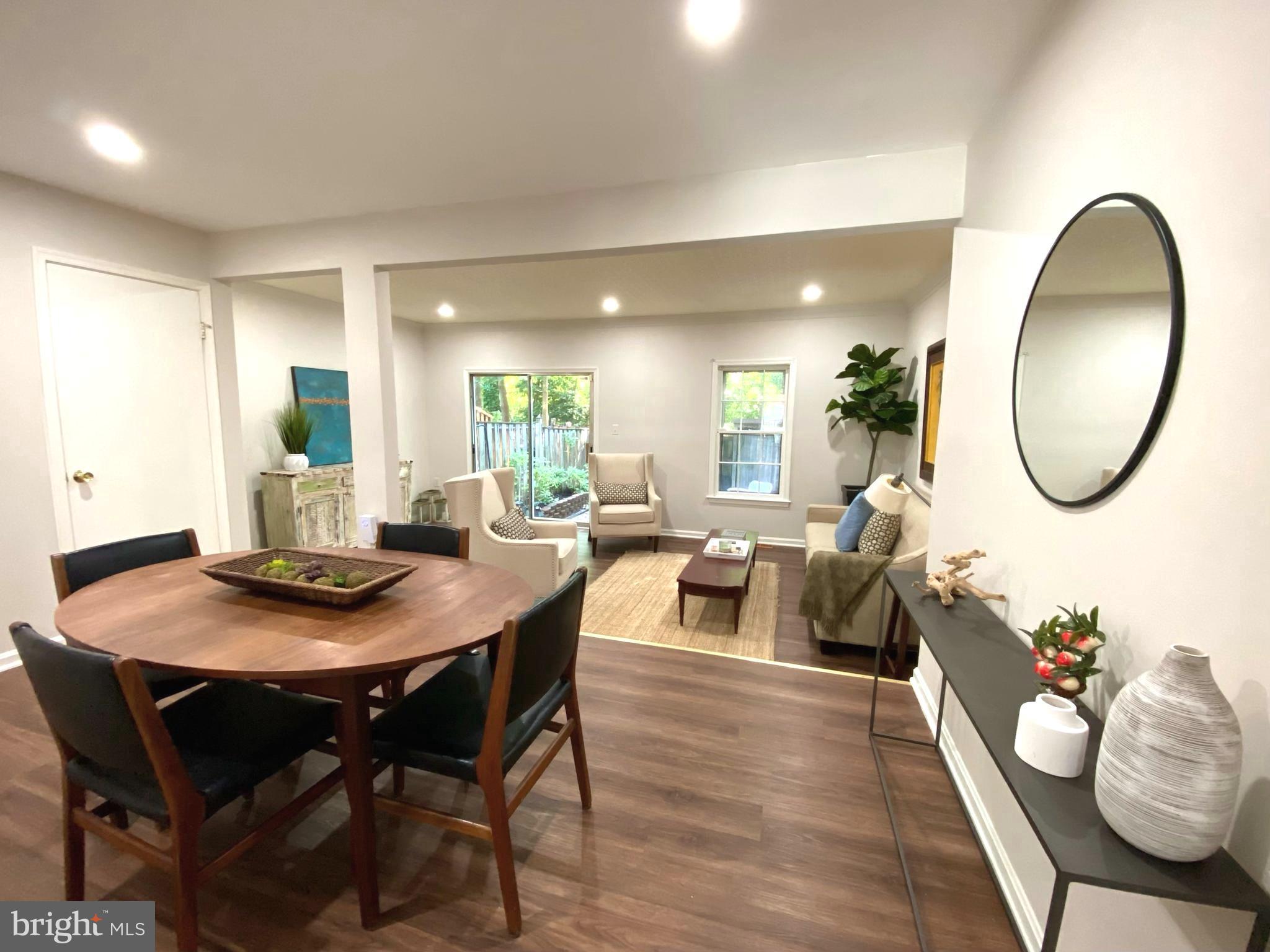 CHATHAM SQUARE - Residential