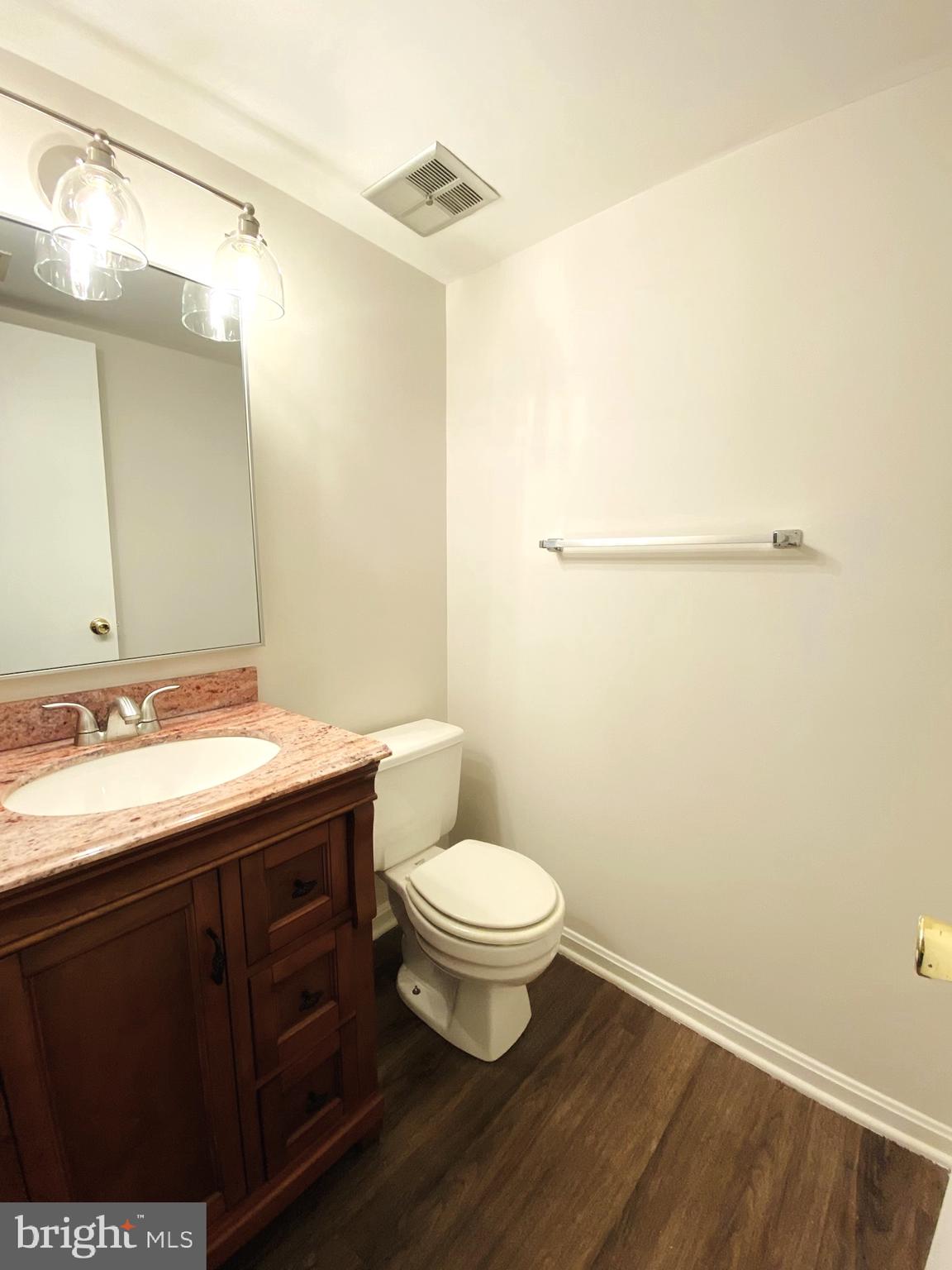 CHATHAM SQUARE - Residential