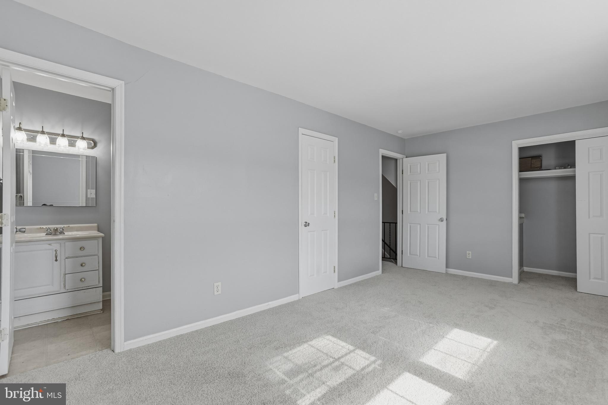 BERKELEY VILLAGE - Residential