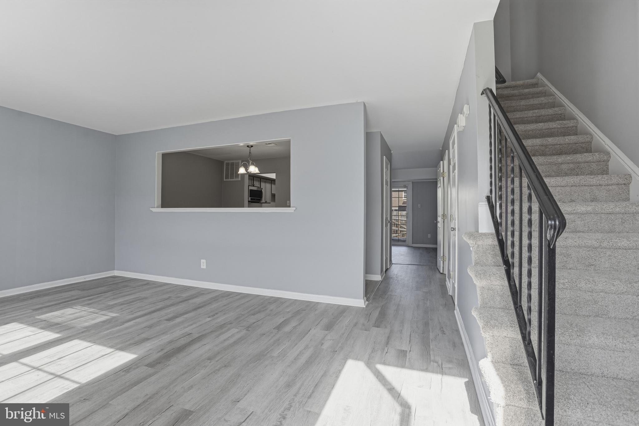 BERKELEY VILLAGE - Residential