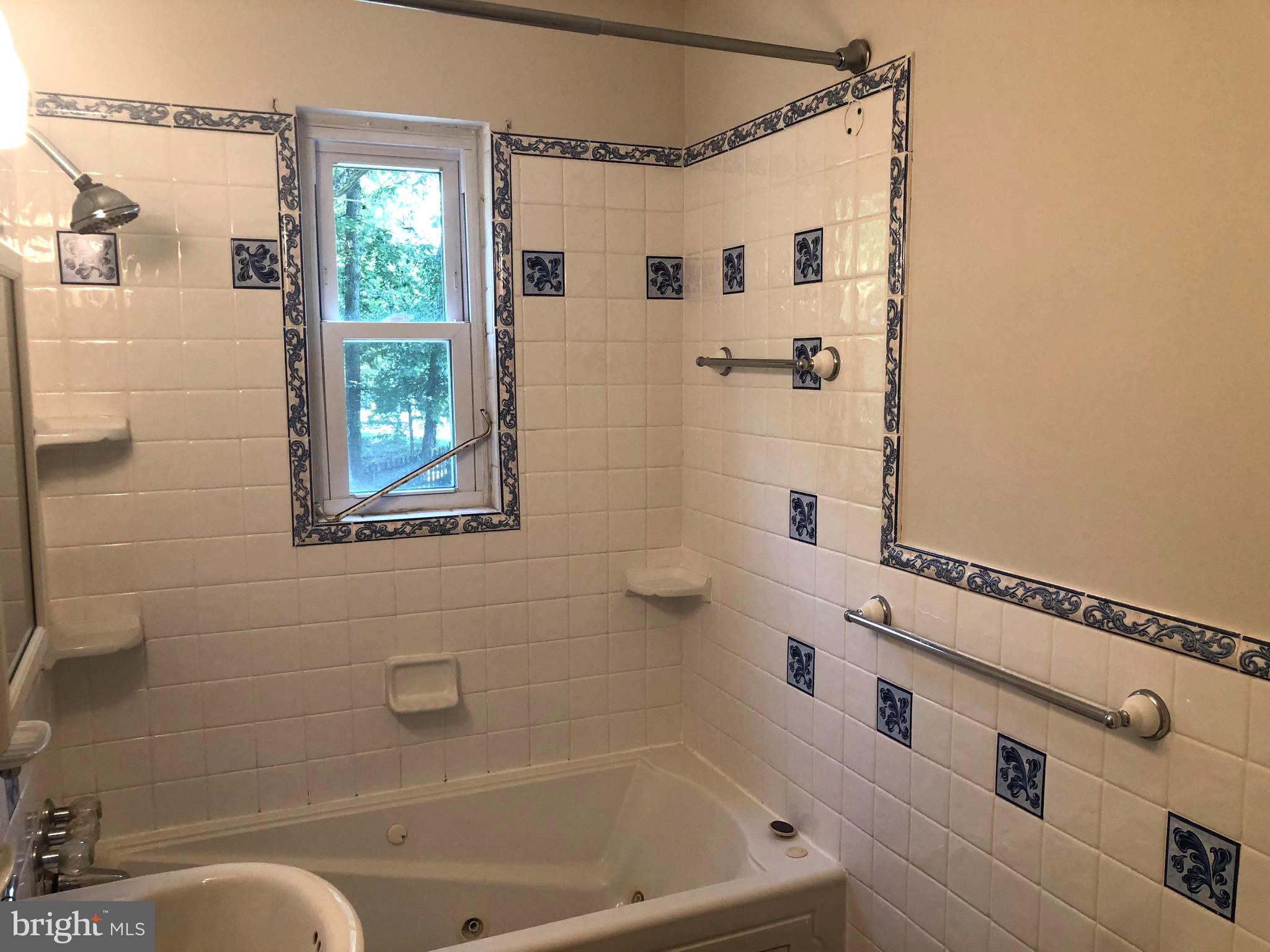 BON AIR - Residential Lease