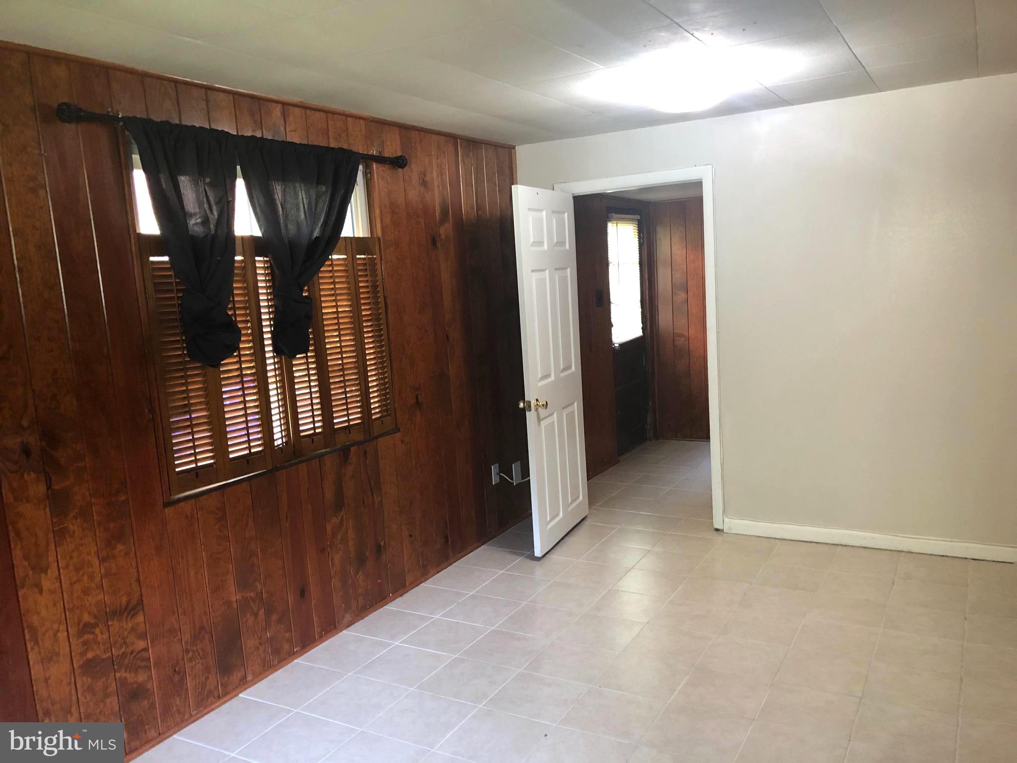 BON AIR - Residential Lease