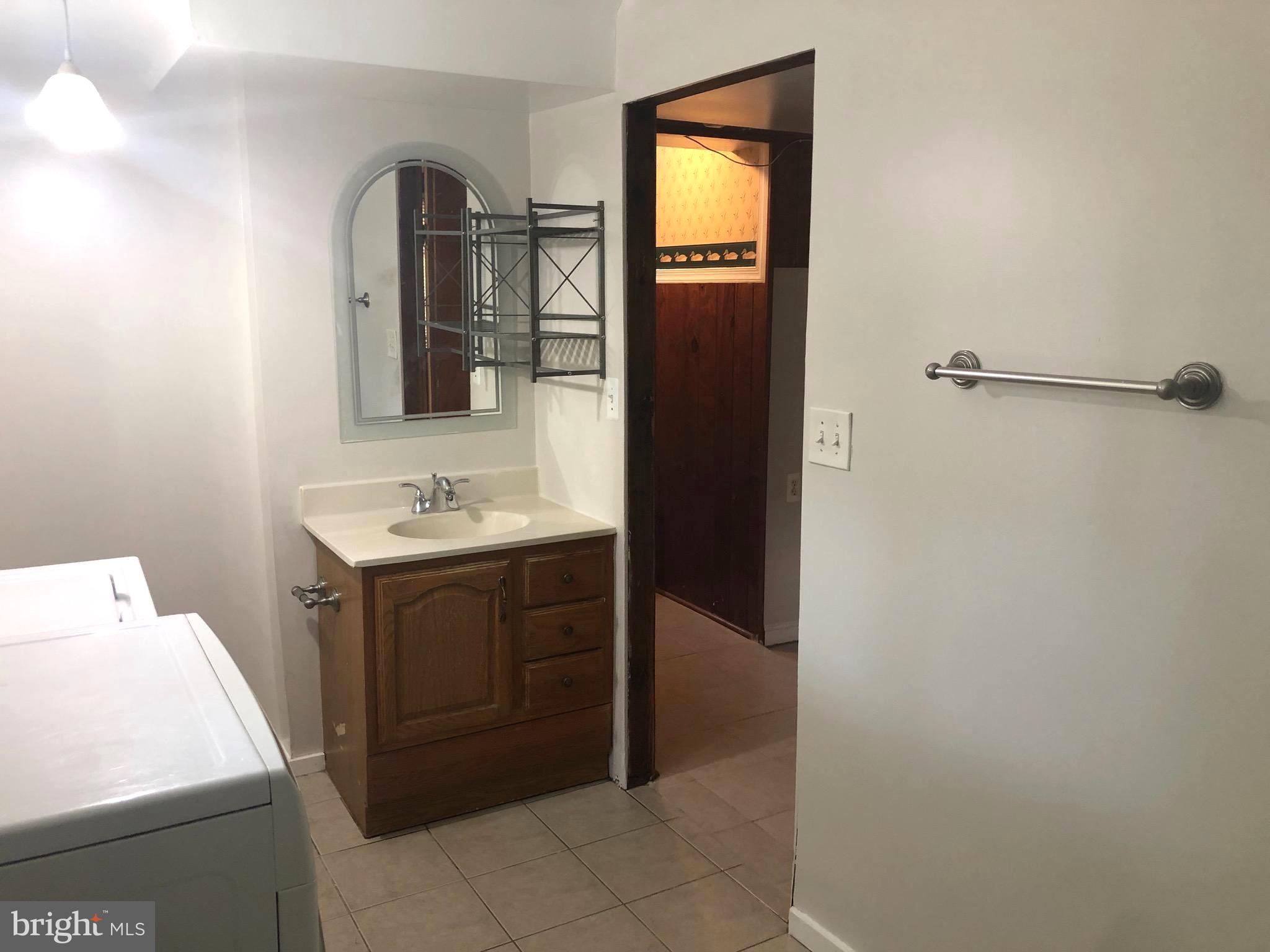 BON AIR - Residential Lease