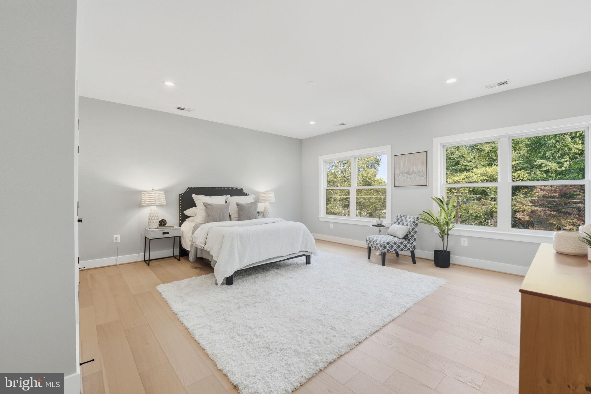 ANNALEE HEIGHTS - Residential