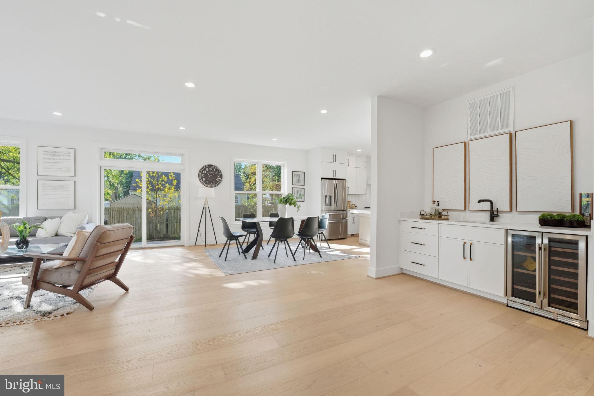 ANNALEE HEIGHTS - Residential