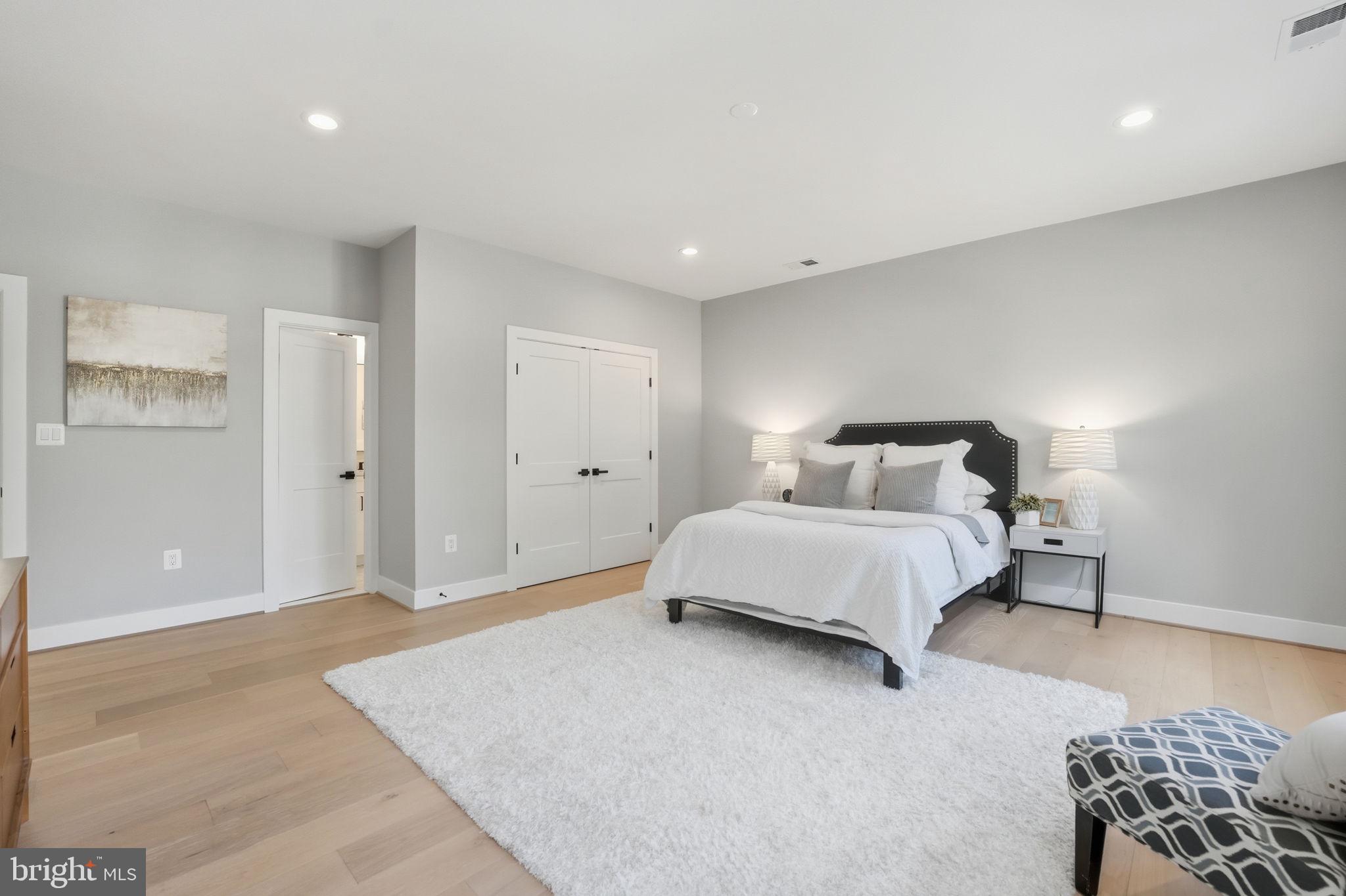 ANNALEE HEIGHTS - Residential