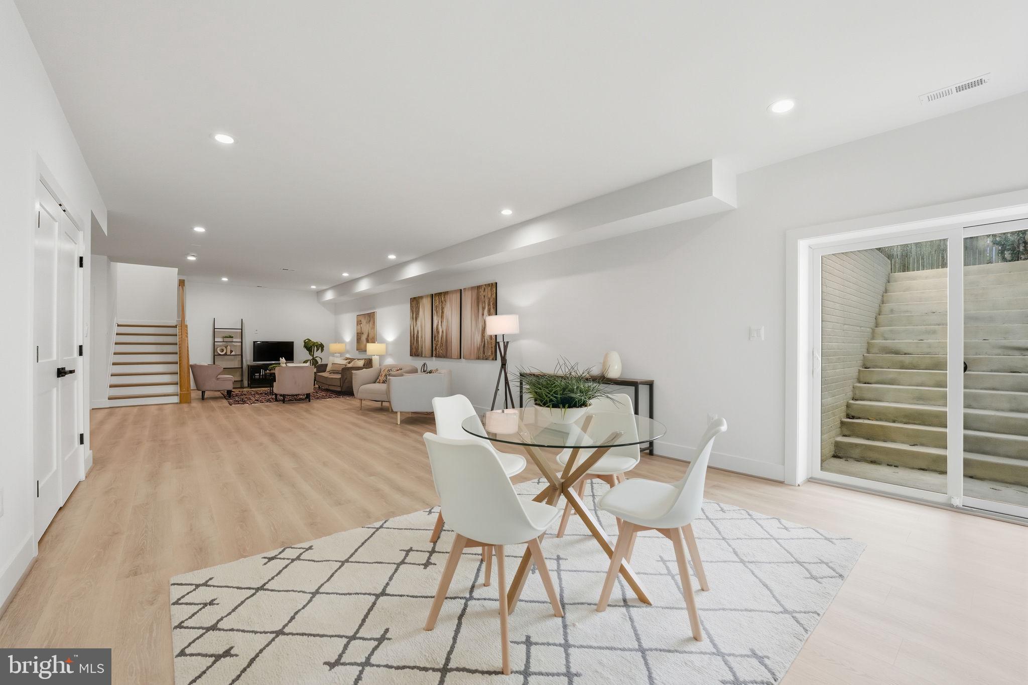 ANNALEE HEIGHTS - Residential