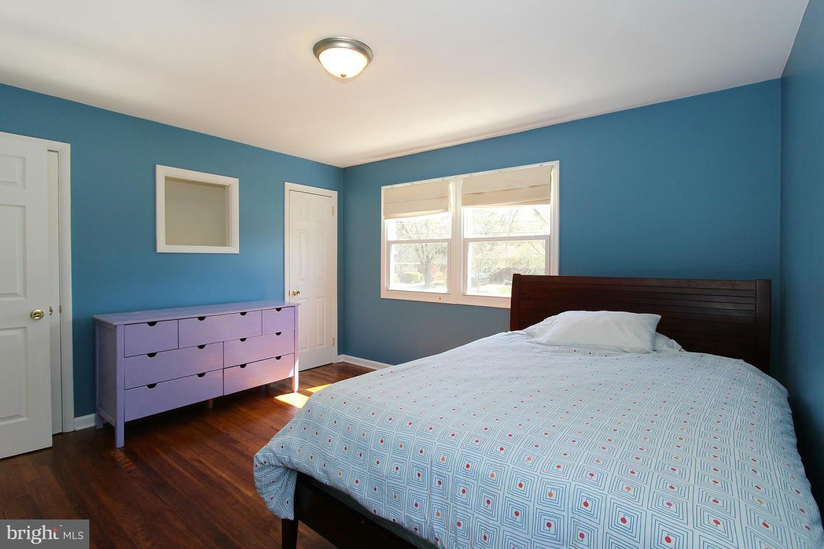 BURGUNDY KNOLLS - Residential