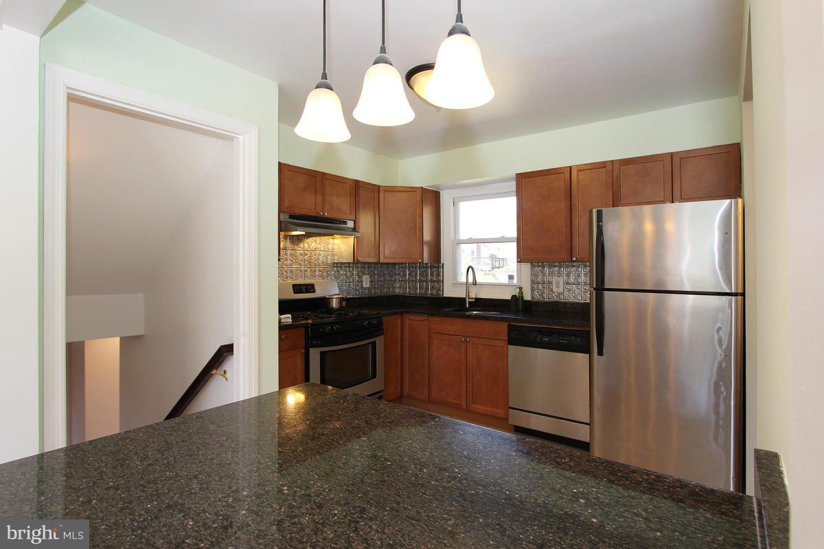 BURGUNDY KNOLLS - Residential