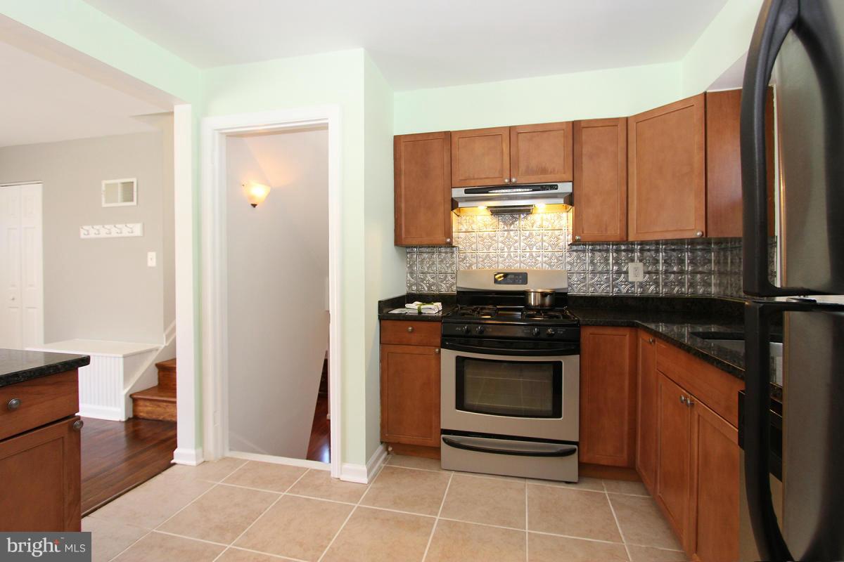 BURGUNDY KNOLLS - Residential