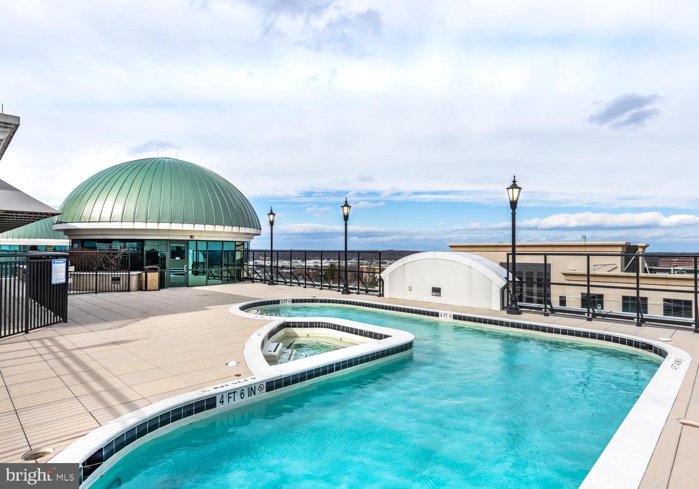 GRANDVIEW AT ANNAPOLIS TOWNE CENTRE - Residential