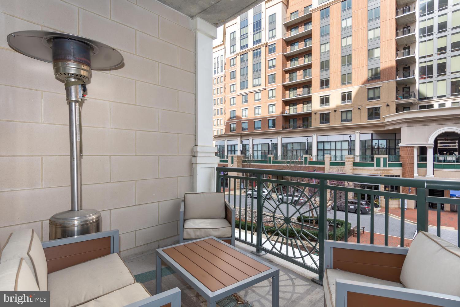 GRANDVIEW AT ANNAPOLIS TOWNE CENTRE - Residential