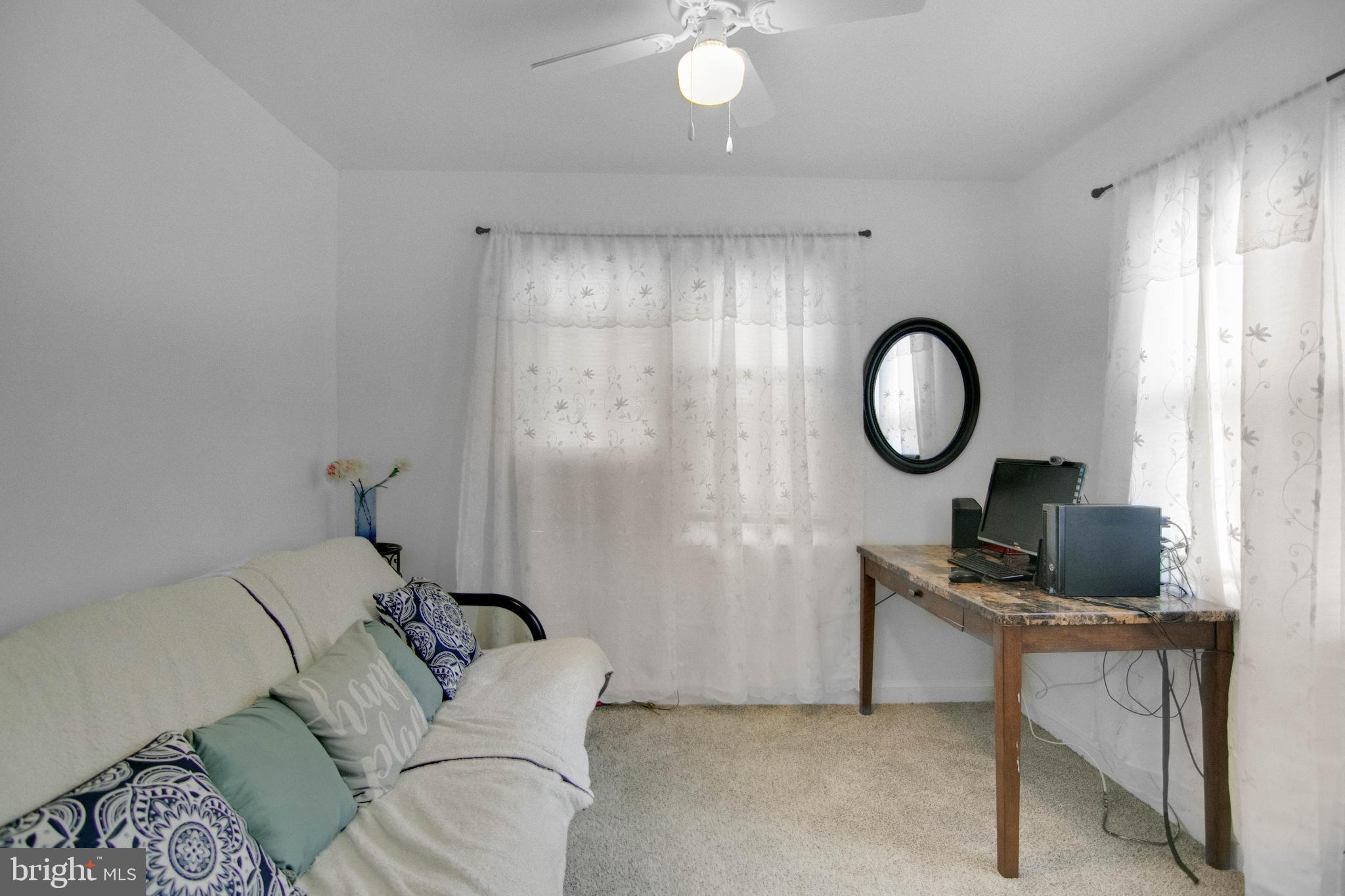 CAPITOL HEIGHTS - Residential