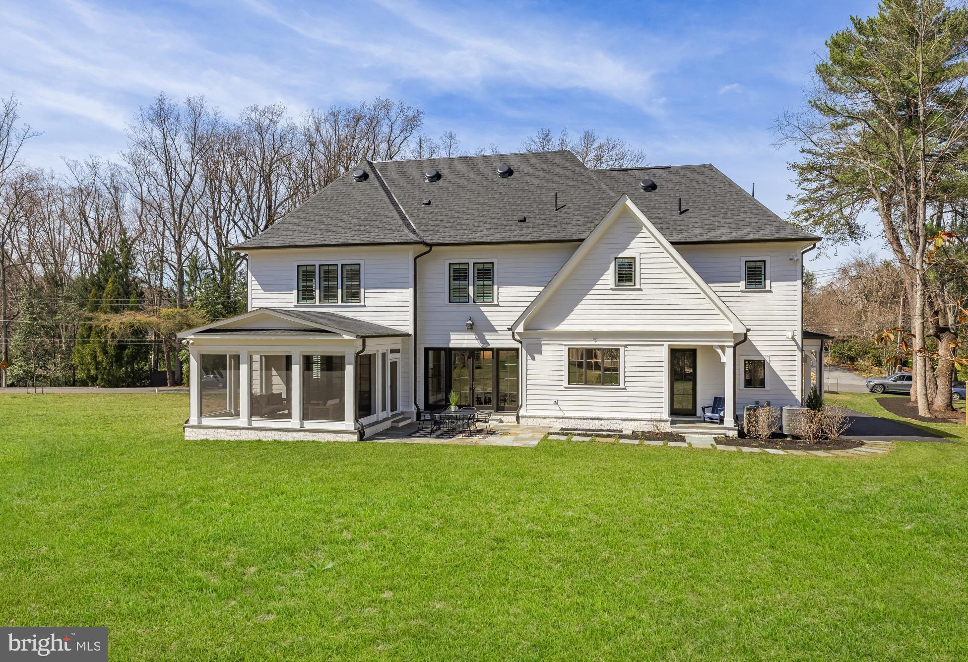 ARROWOOD - Residential