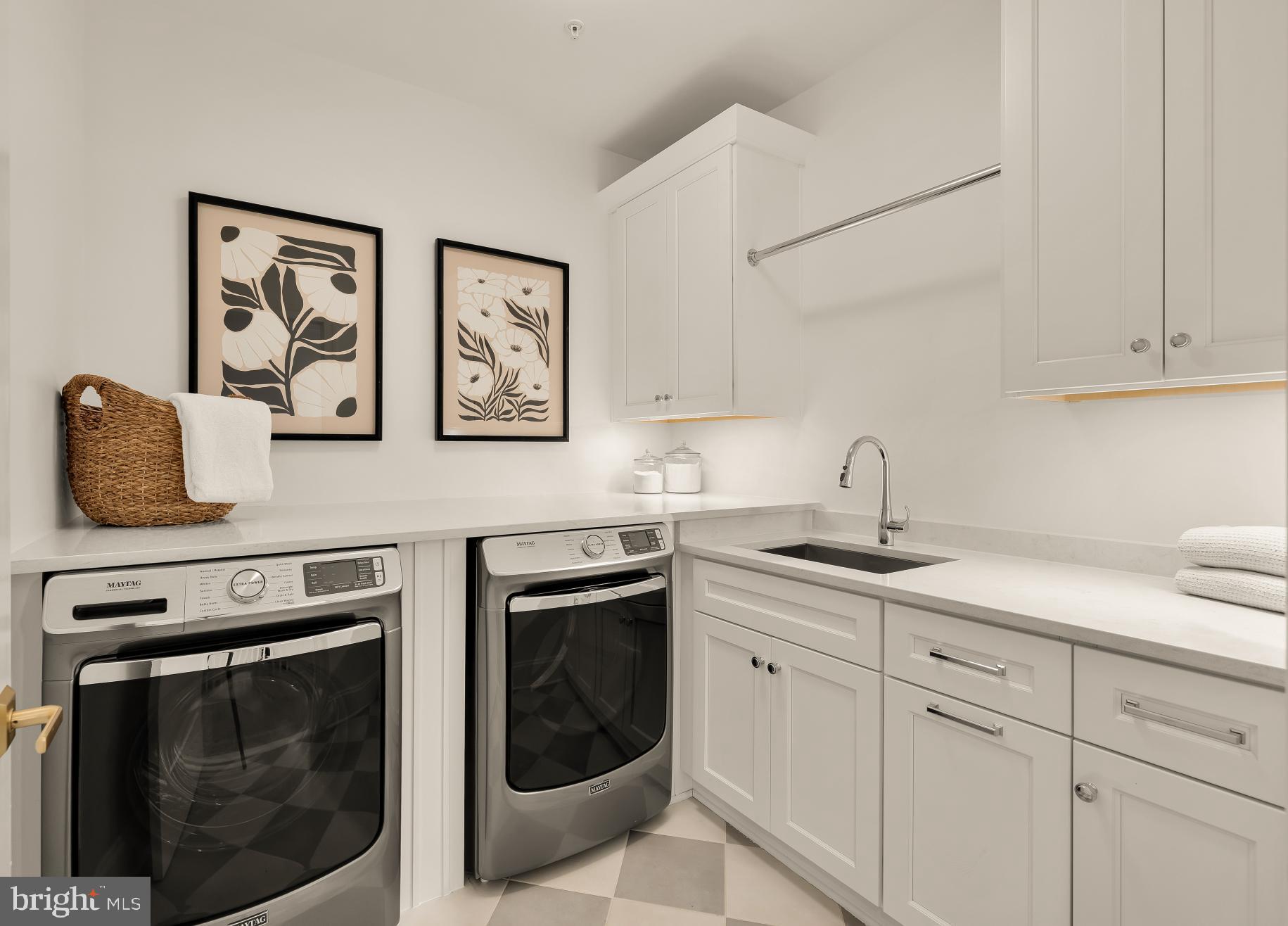 ARROWOOD - Residential