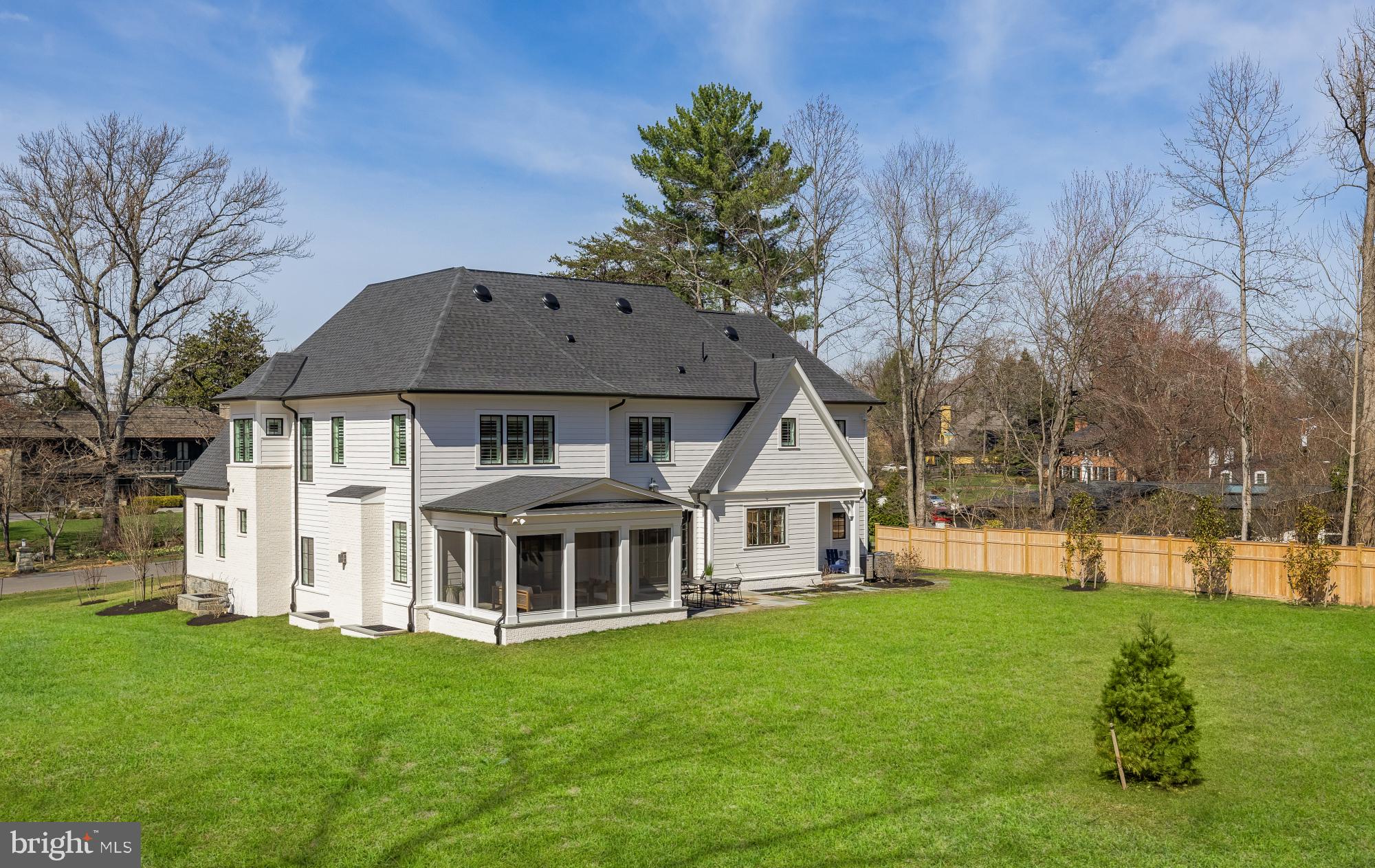 ARROWOOD - Residential