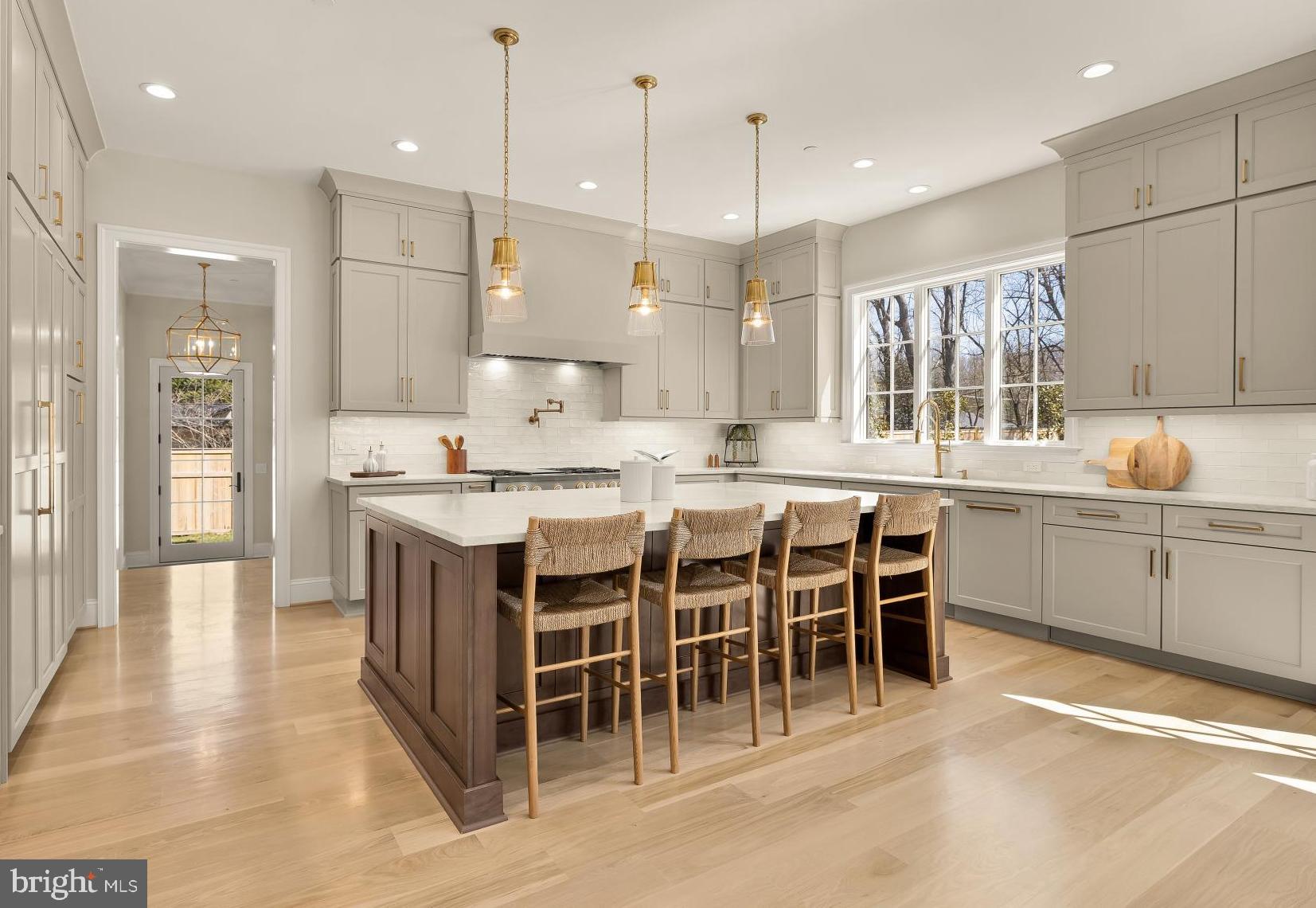 ARROWOOD - Residential