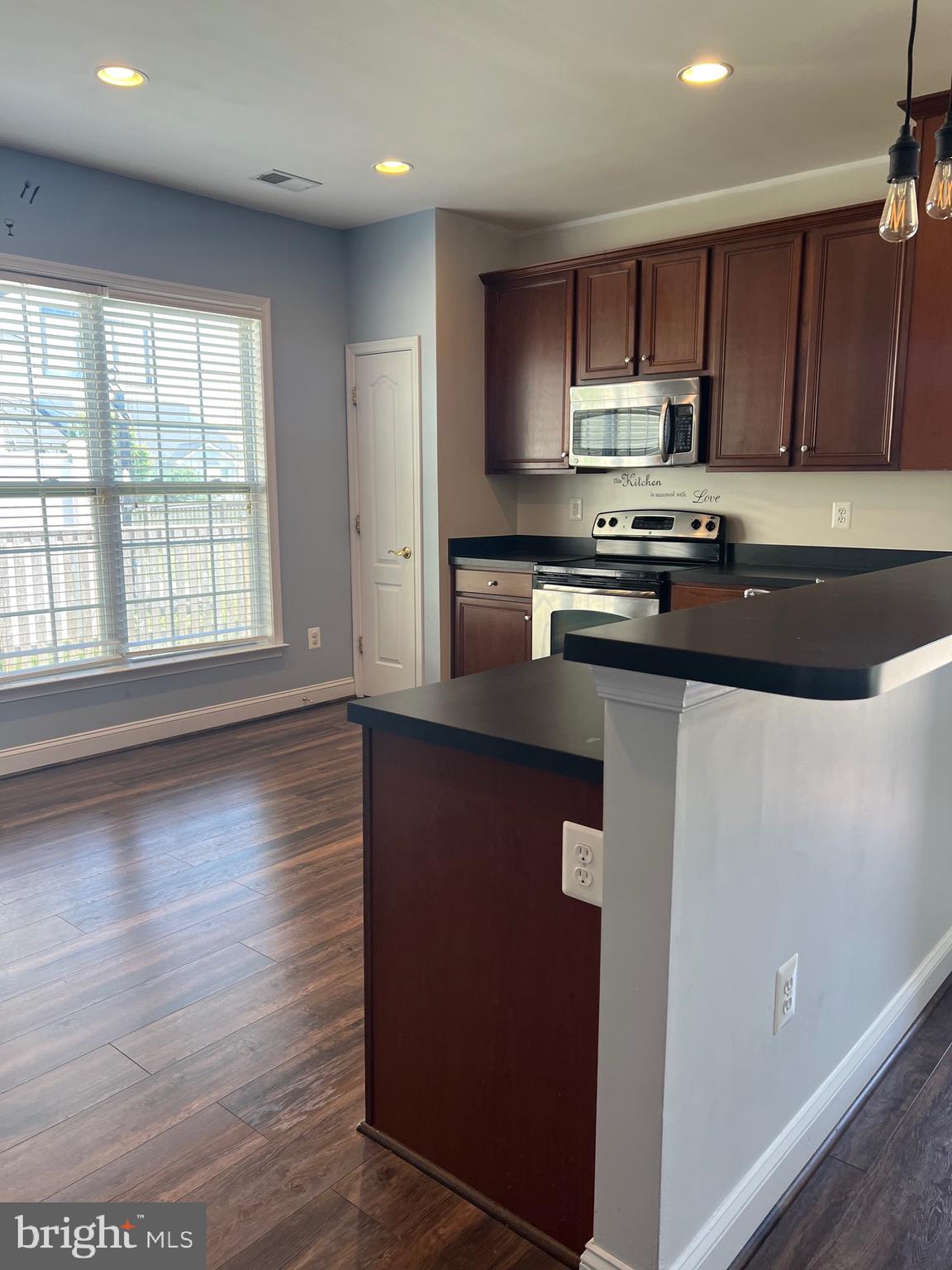 HAMMONDS MILL - Residential Lease