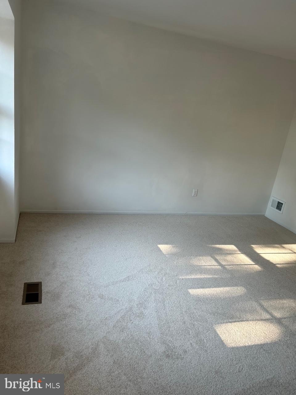 NEWINGTON STATION - Residential