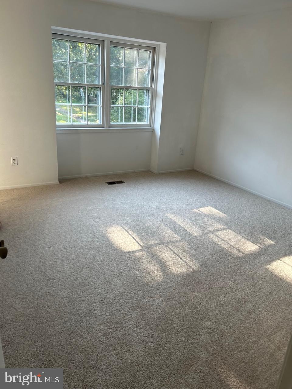 NEWINGTON STATION - Residential