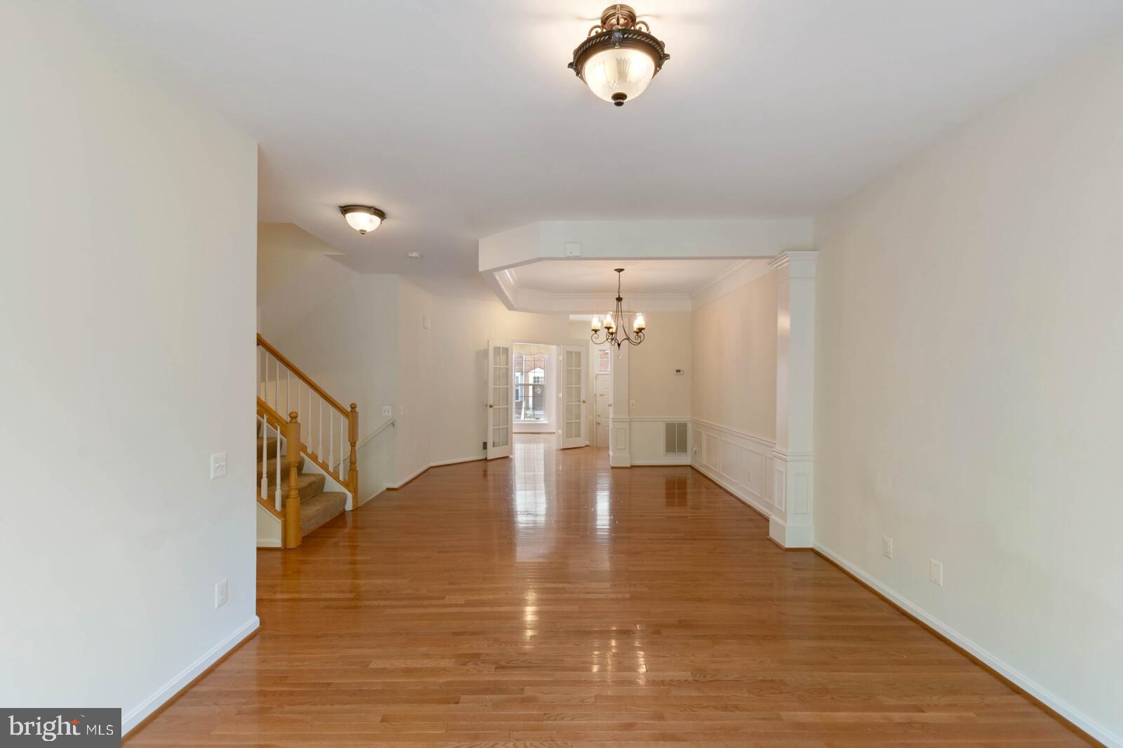 TOWNES AT MANCHESTER PARK - Residential