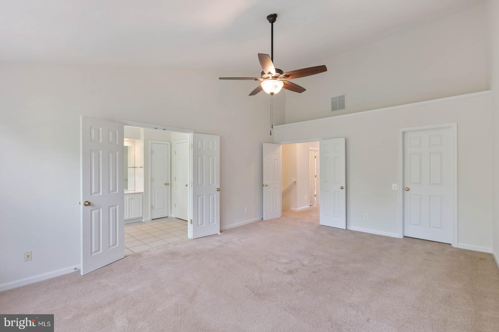 TOWNES AT MANCHESTER PARK - Residential