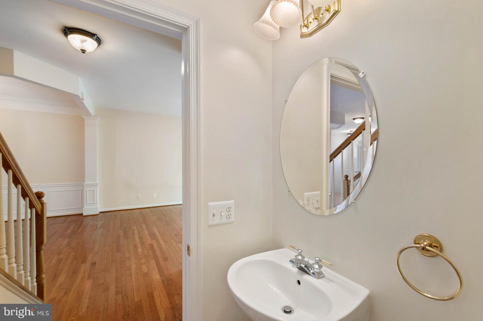 TOWNES AT MANCHESTER PARK - Residential