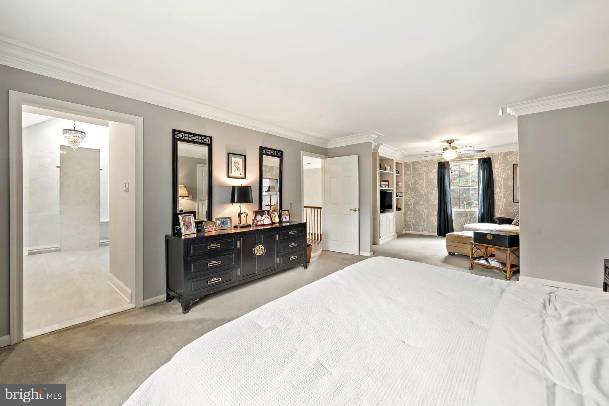 HICKORY TREE ESTS - Residential