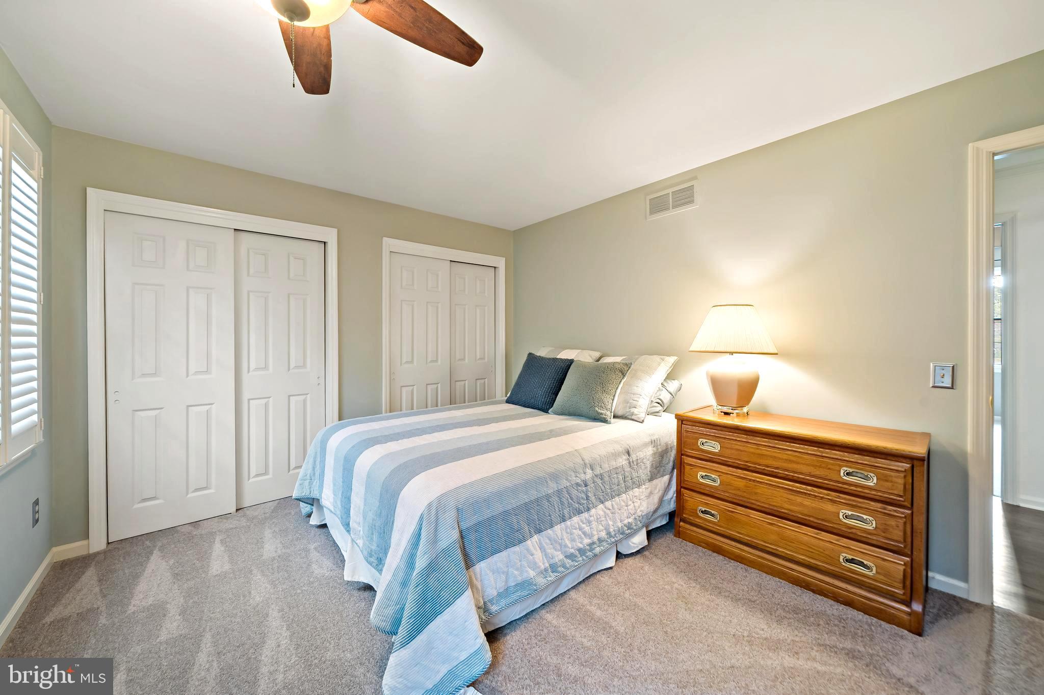 HICKORY TREE ESTS - Residential