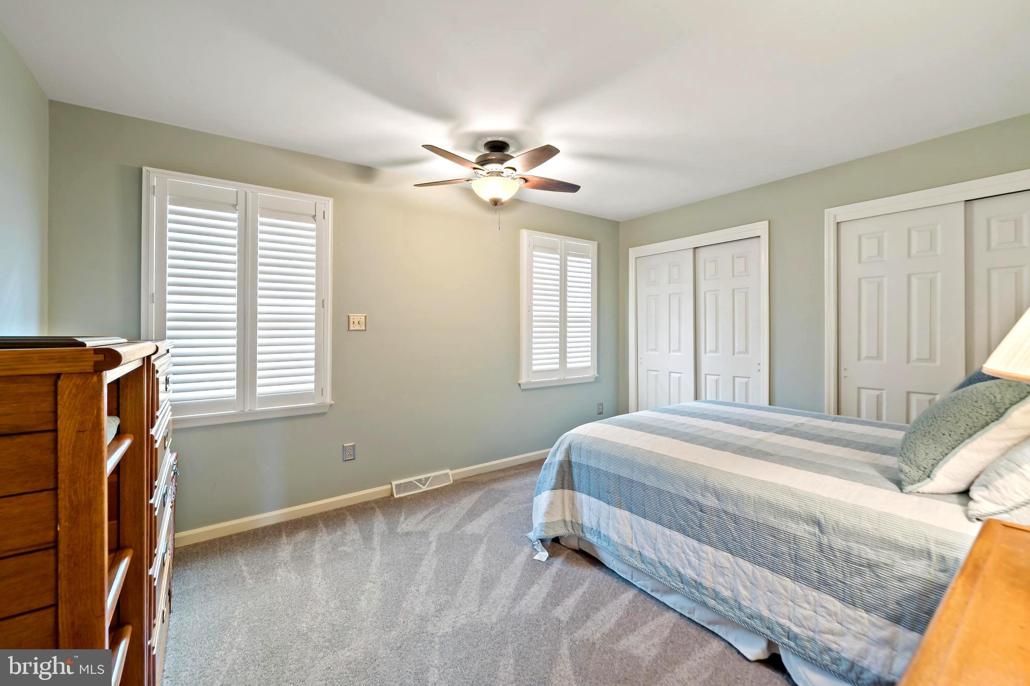 HICKORY TREE ESTS - Residential