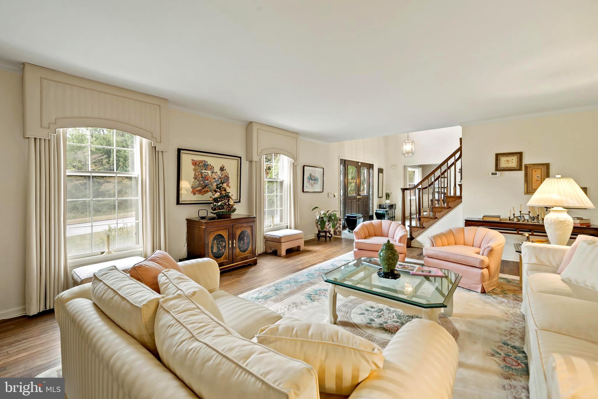 HICKORY TREE ESTS - Residential