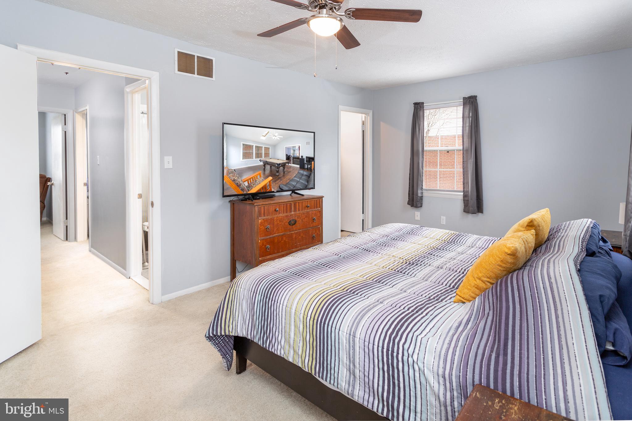 AQUAHART MANOR GARDENS - Residential