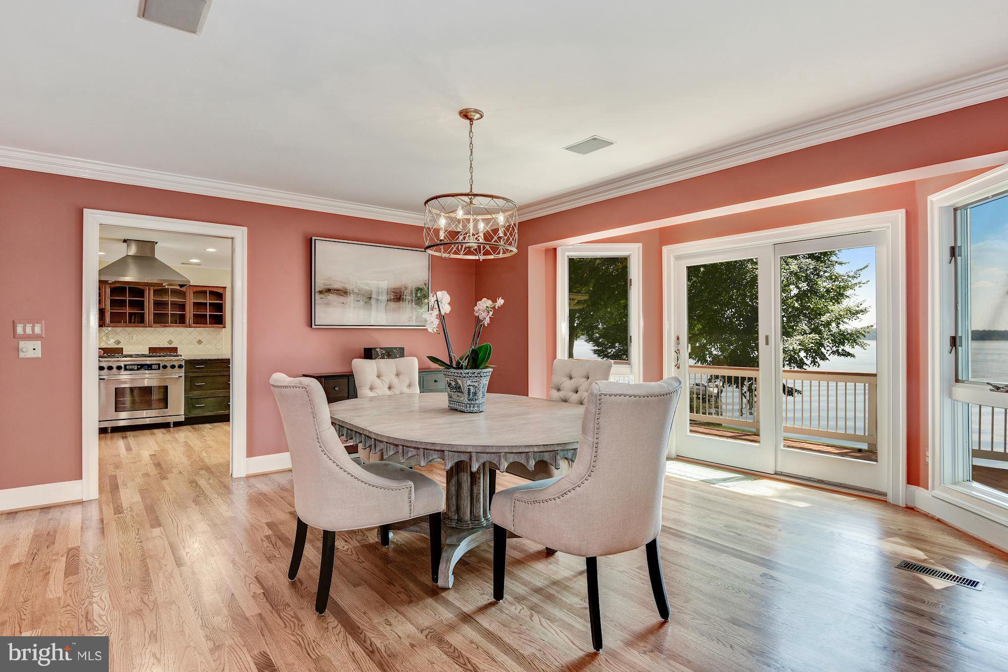 HALLOWING POINT RIVER ESTATES - Residential