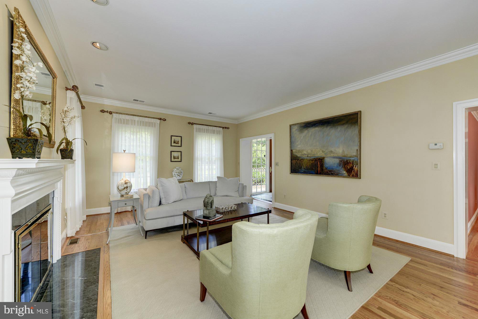 HALLOWING POINT RIVER ESTATES - Residential