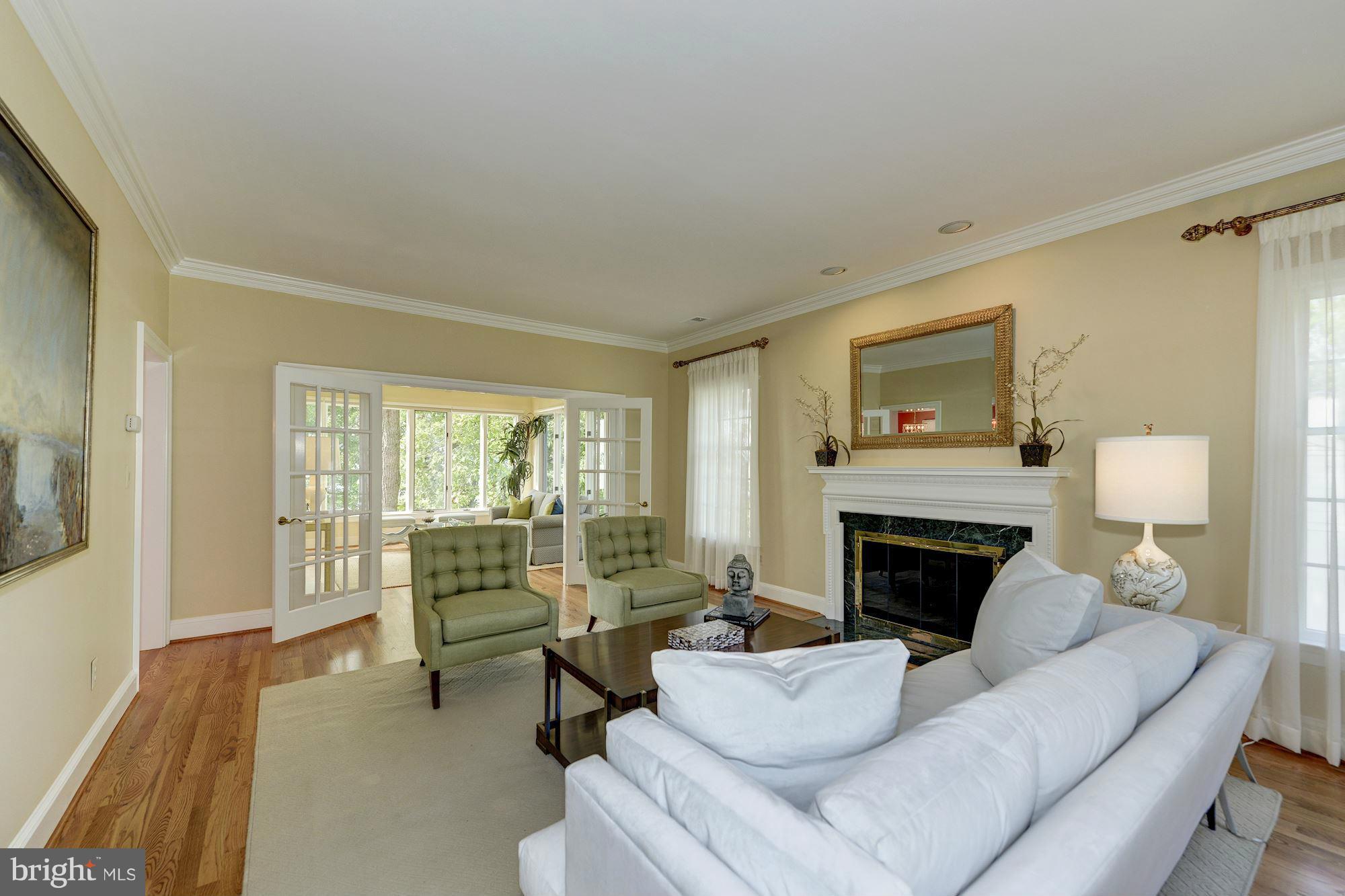 HALLOWING POINT RIVER ESTATES - Residential