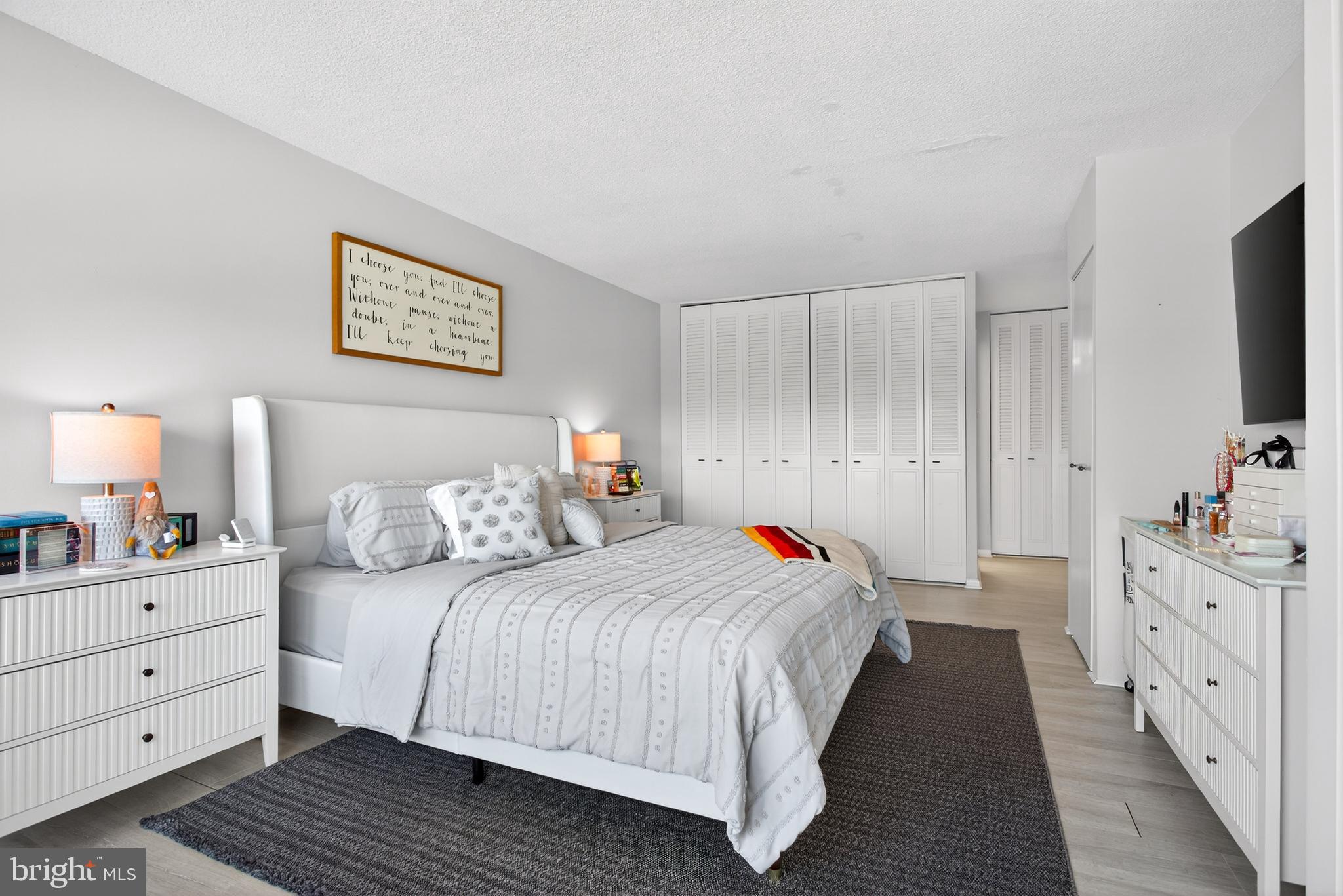 GREEN HILL - Residential